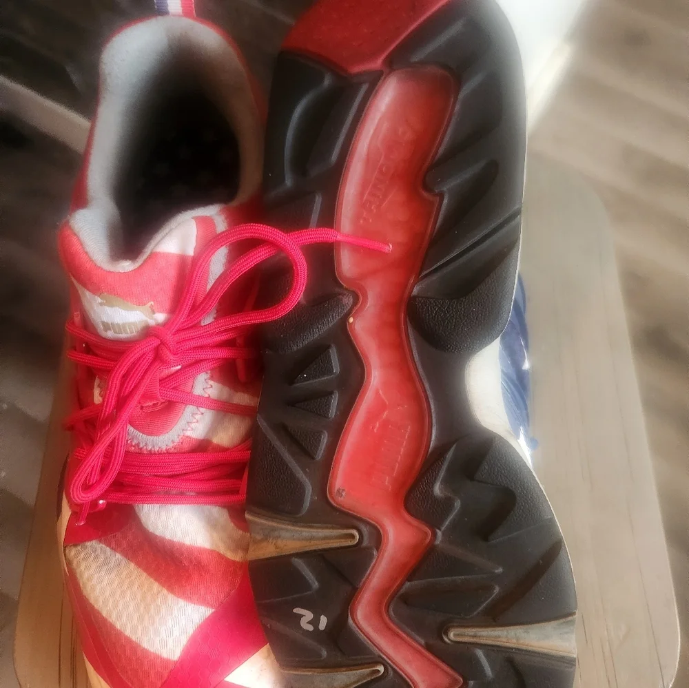 Puma Blaze of Glory Sneakers! - Picture 7 of 13